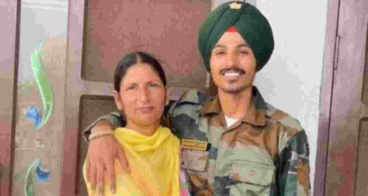 Emotional farewell for soldier Akashdeep Singh.