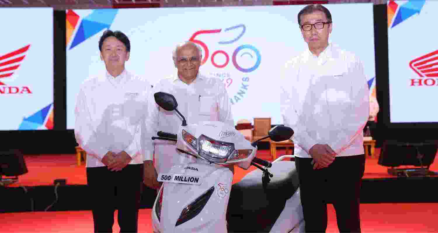 Honda Marks 50 Cr Bikes Manufactured Globally 7 Cr in India.