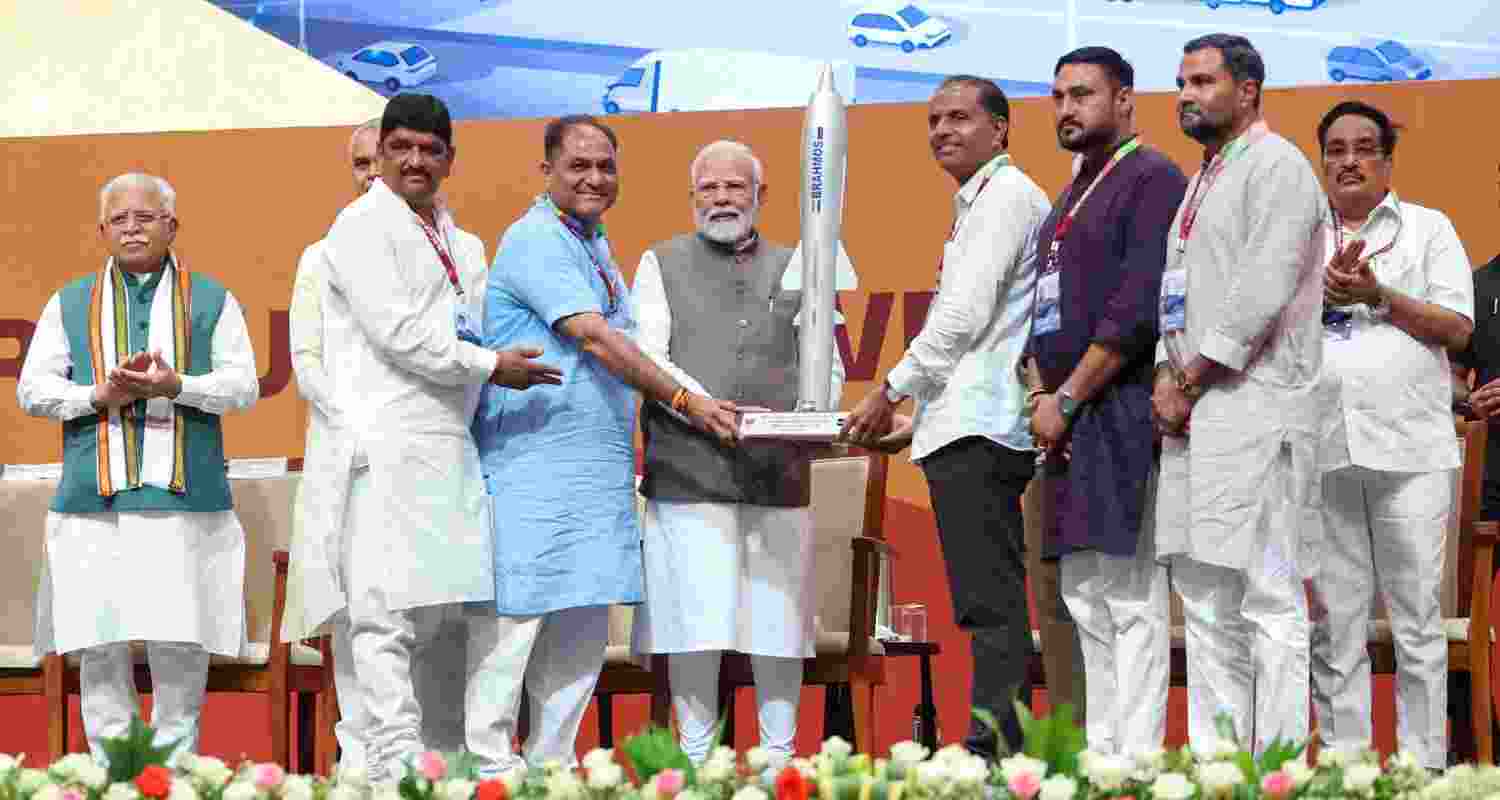 PM Modi hails Gujarat's journey since 1960. PM Modi hails Gujarat's journey since 1960.