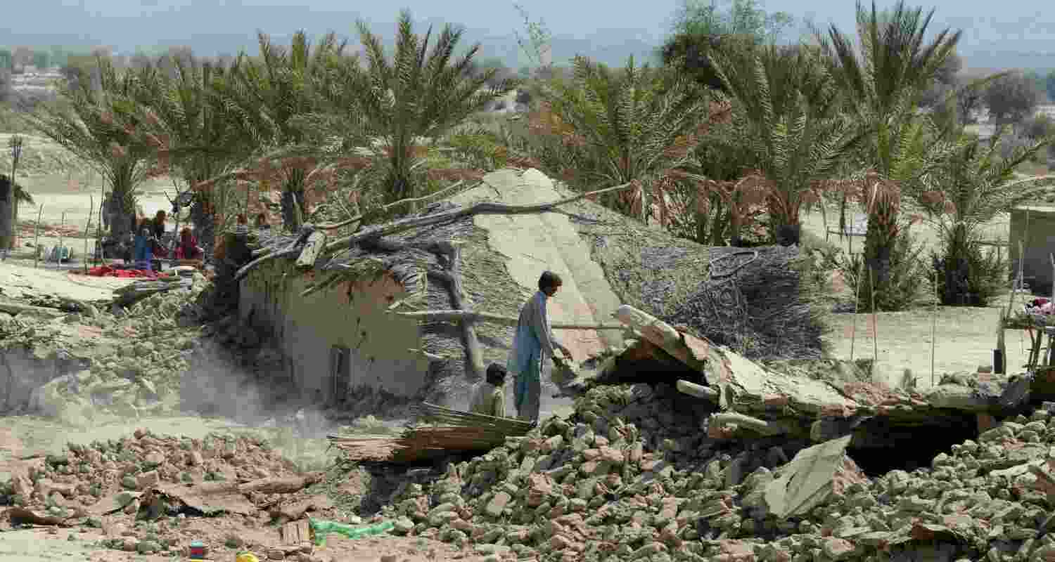 Quakes linked to Landhi Fault Line in Karachi.