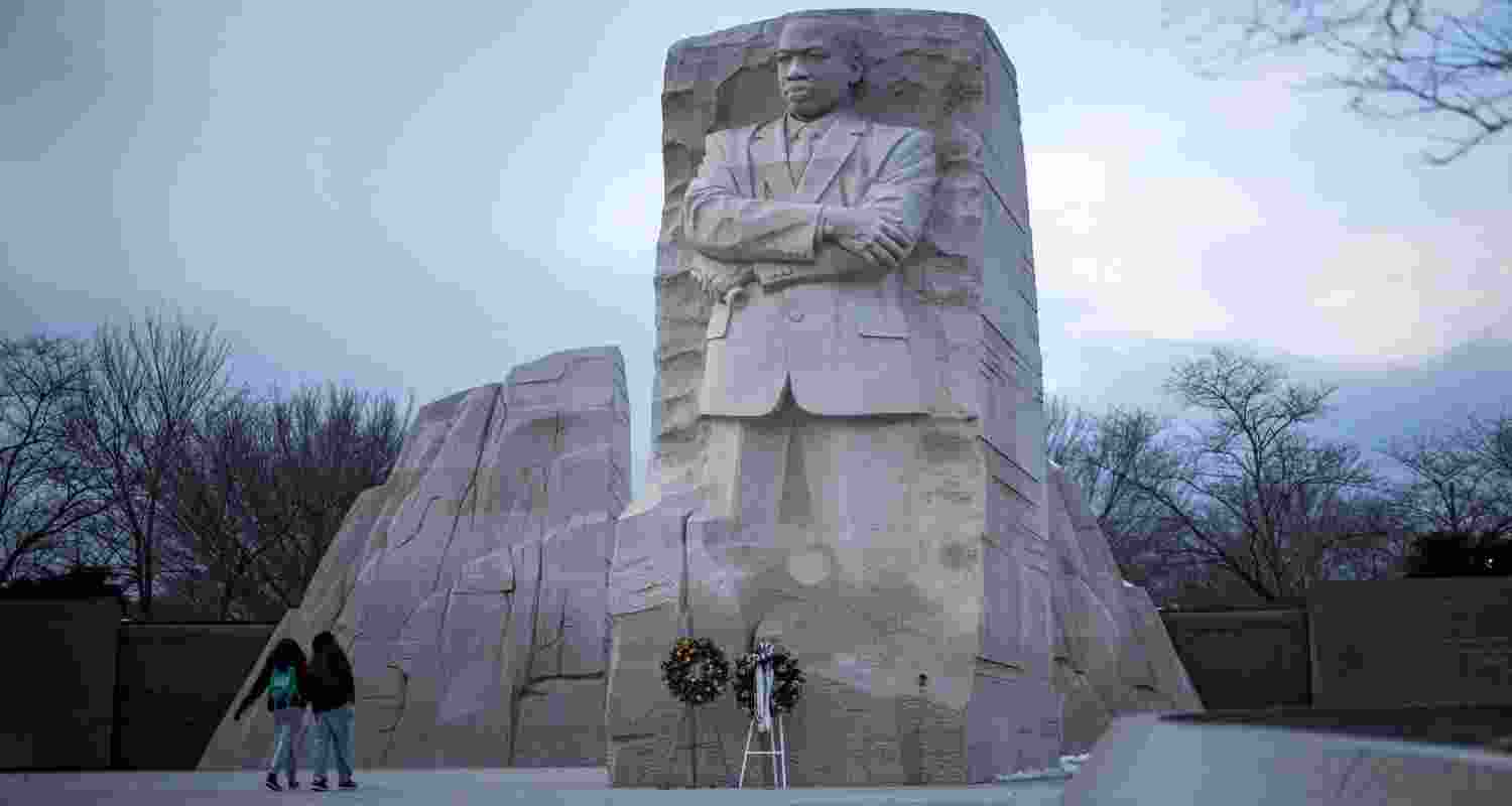 US Unseals 240,000 Pages on Martin Luther King Killing.