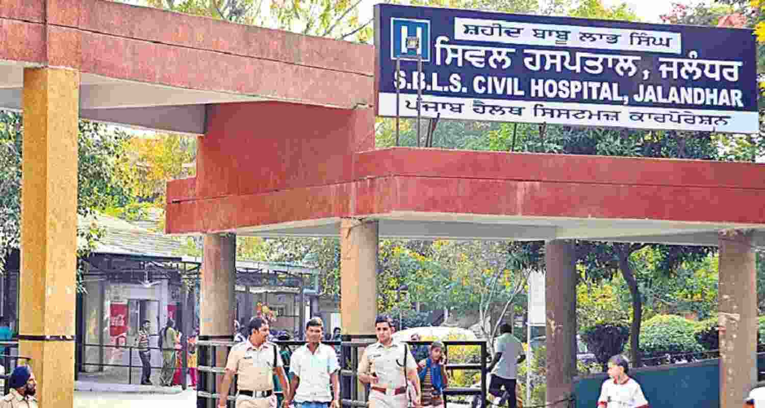 Oxygen Fault Alleged as Three Die at Jalandhar Hospital.