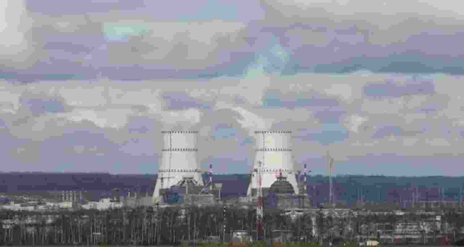 Kyiv strikes Russian nuke site as war rages despite peace talk.