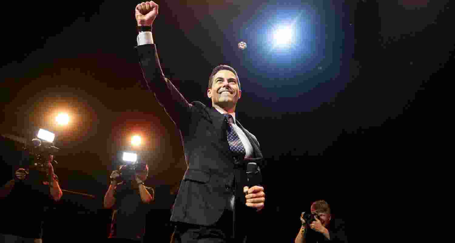 D66 edges past PVV in tight Dutch election race.