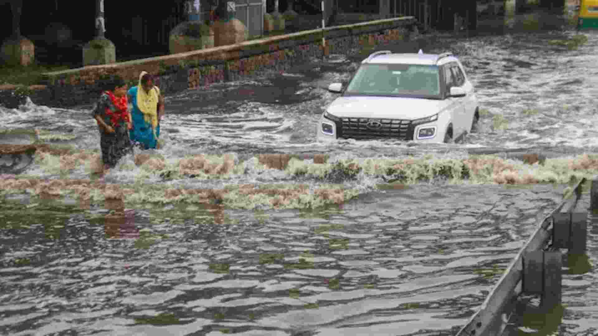 Gurugram heavy downpour claims 5 lives, 3 die of electric shock