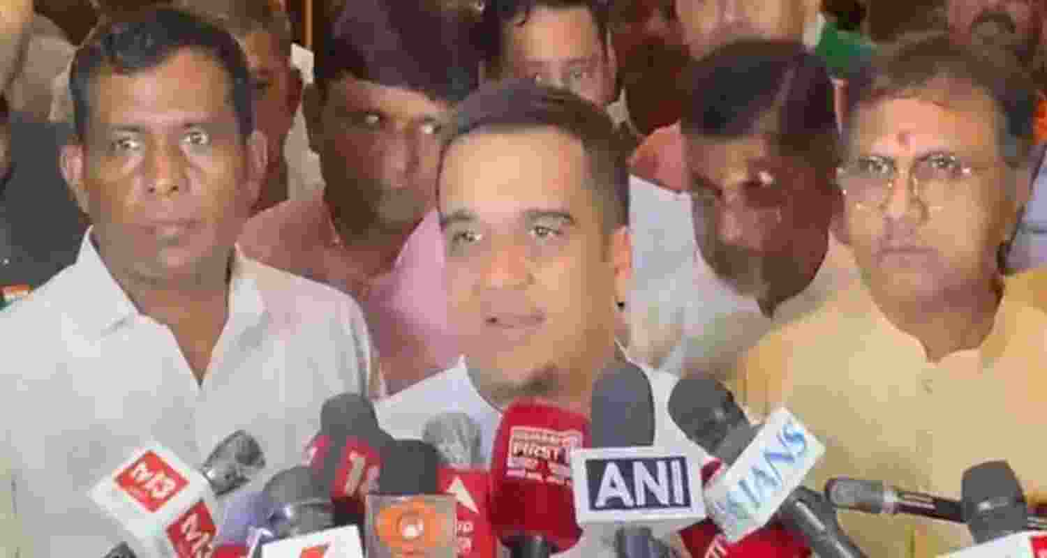  Gujarat Deputy Chief Minister Harsh Sanghavi.