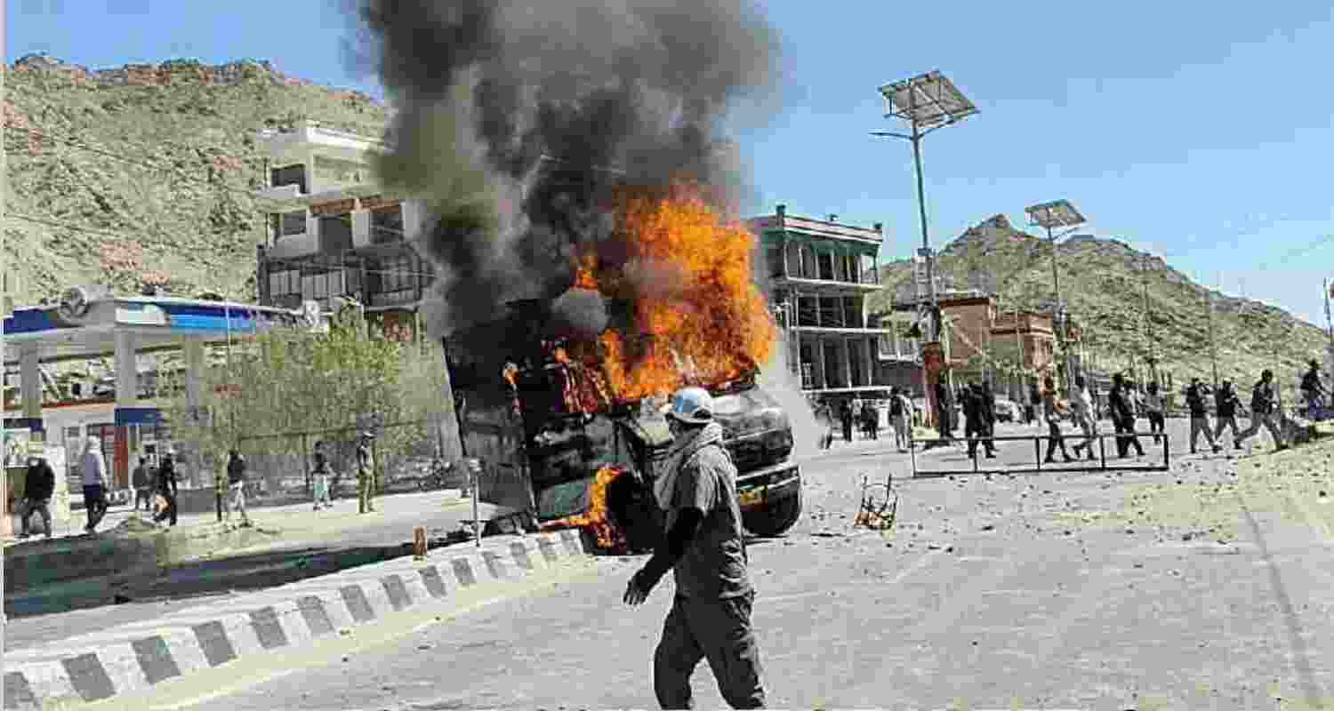 The statehood movement in Ladakh turned into violence, arson, and street clashes in Leh on Wednesday.