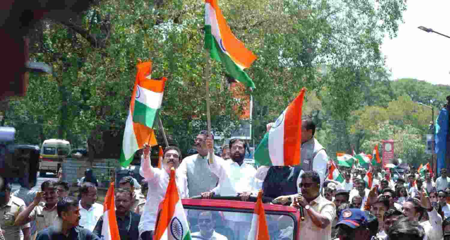 Tiranga Yatra held in Thane with public support.