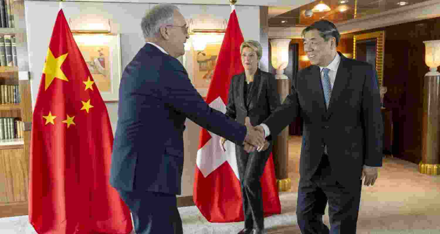 US-Chinese officials met in Geneva to discuss downscaling of tariffs