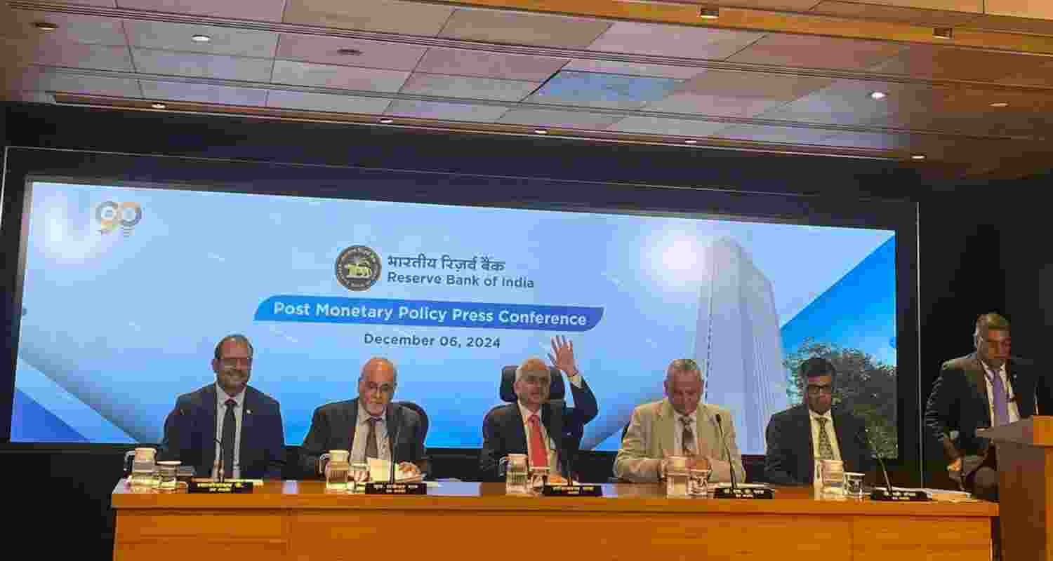 RBI keeps repo rate at 6.5pc for 11th time in a row