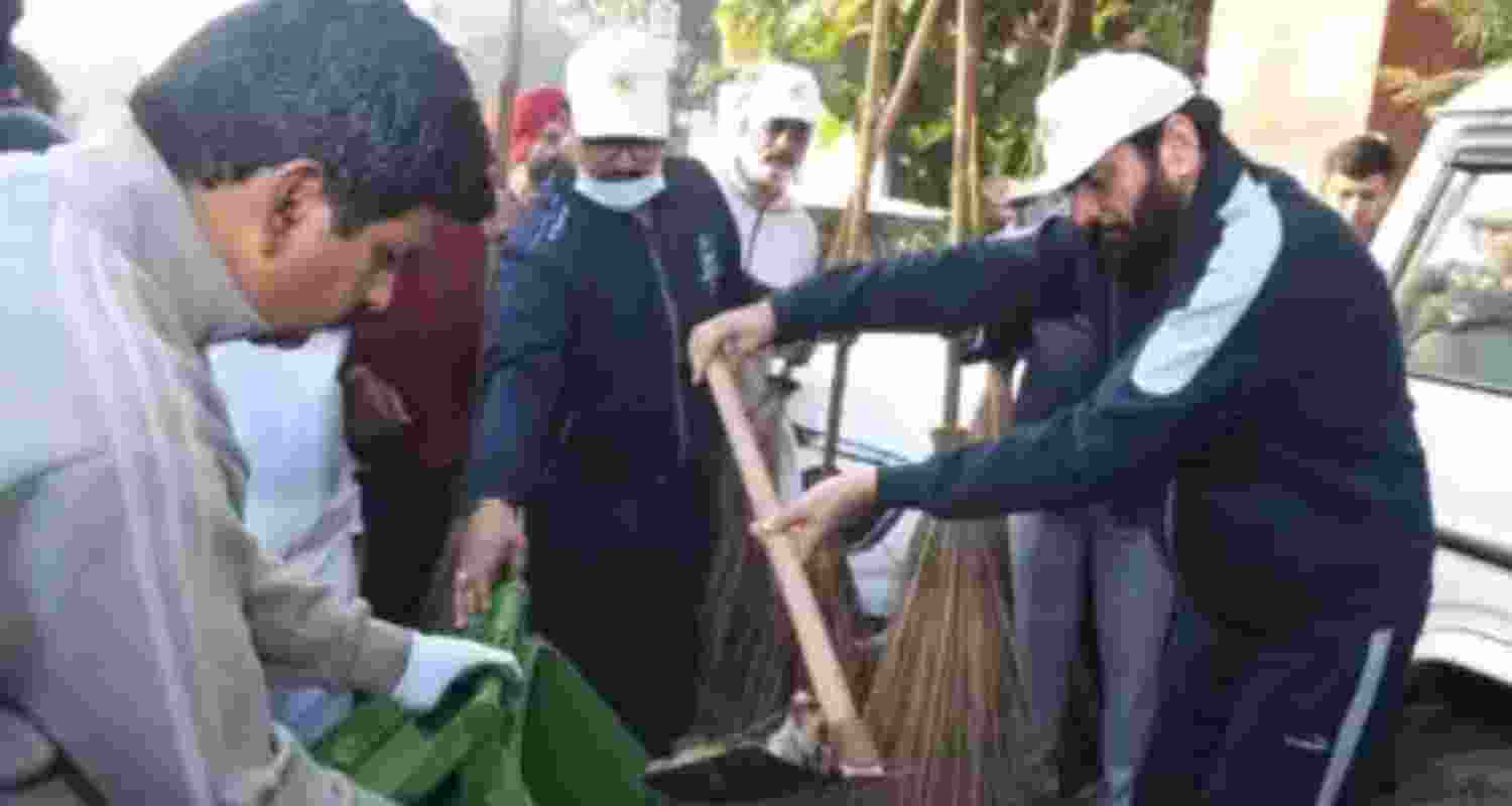 Ahead of Gita Mahotsav Kurukshetra gets clean-up boost.