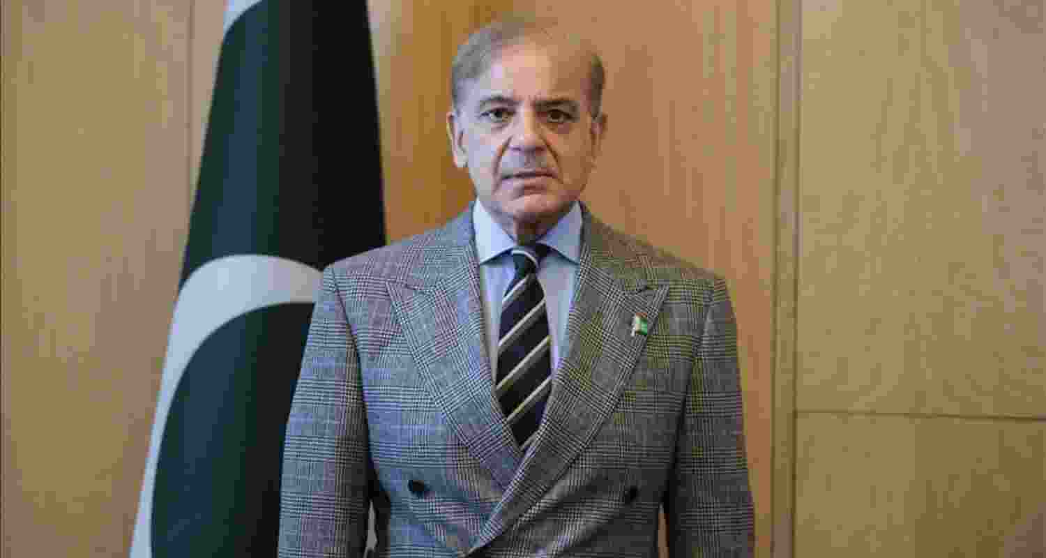 To strengthen ties, Pak PM to visit China from May 23
