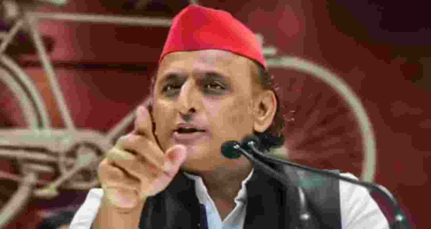  Samajwadi Party chief Akhilesh Yadav. 