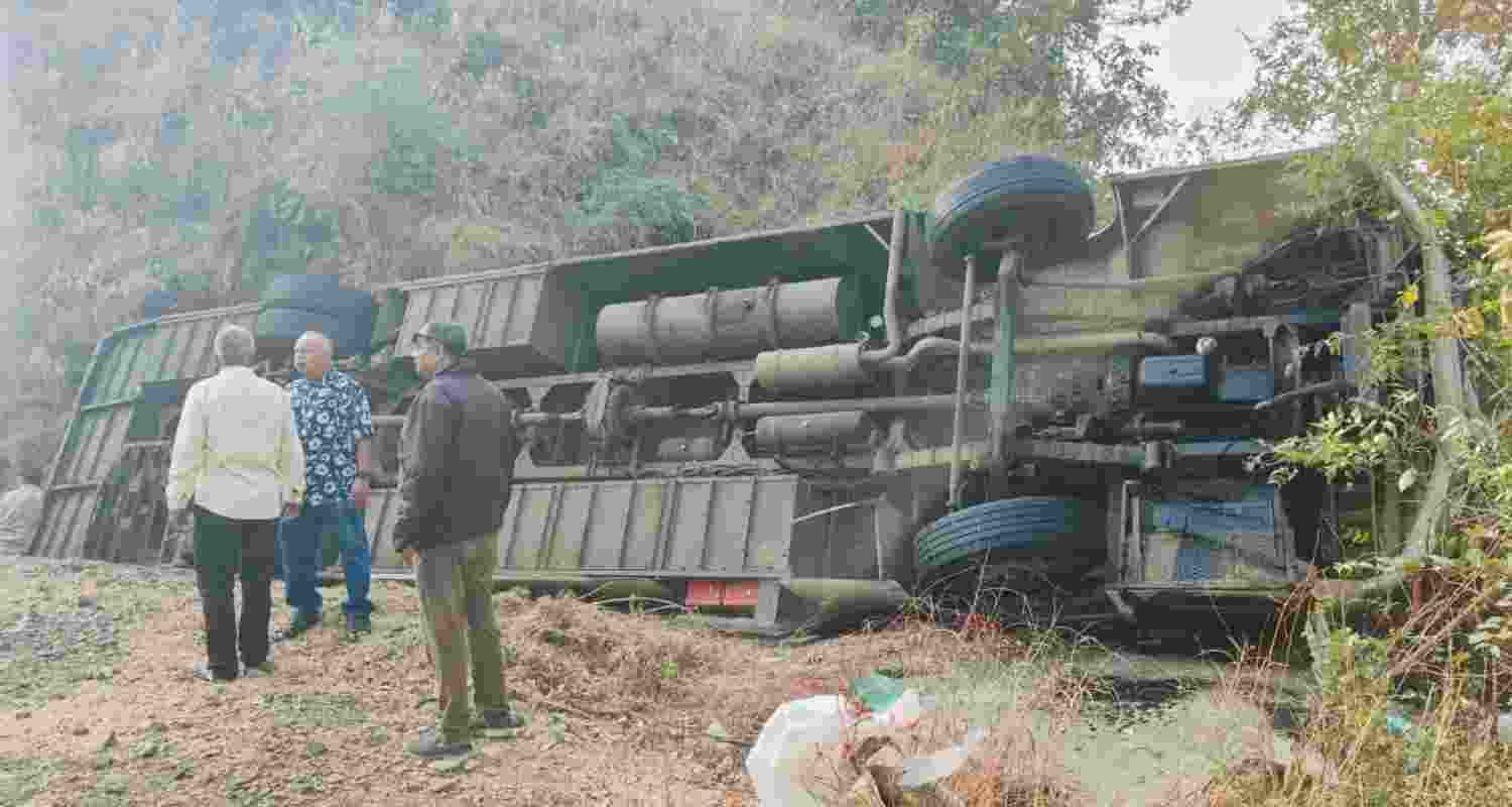 Raigad ghat bus crash: 5 killed, 27 injured in accident