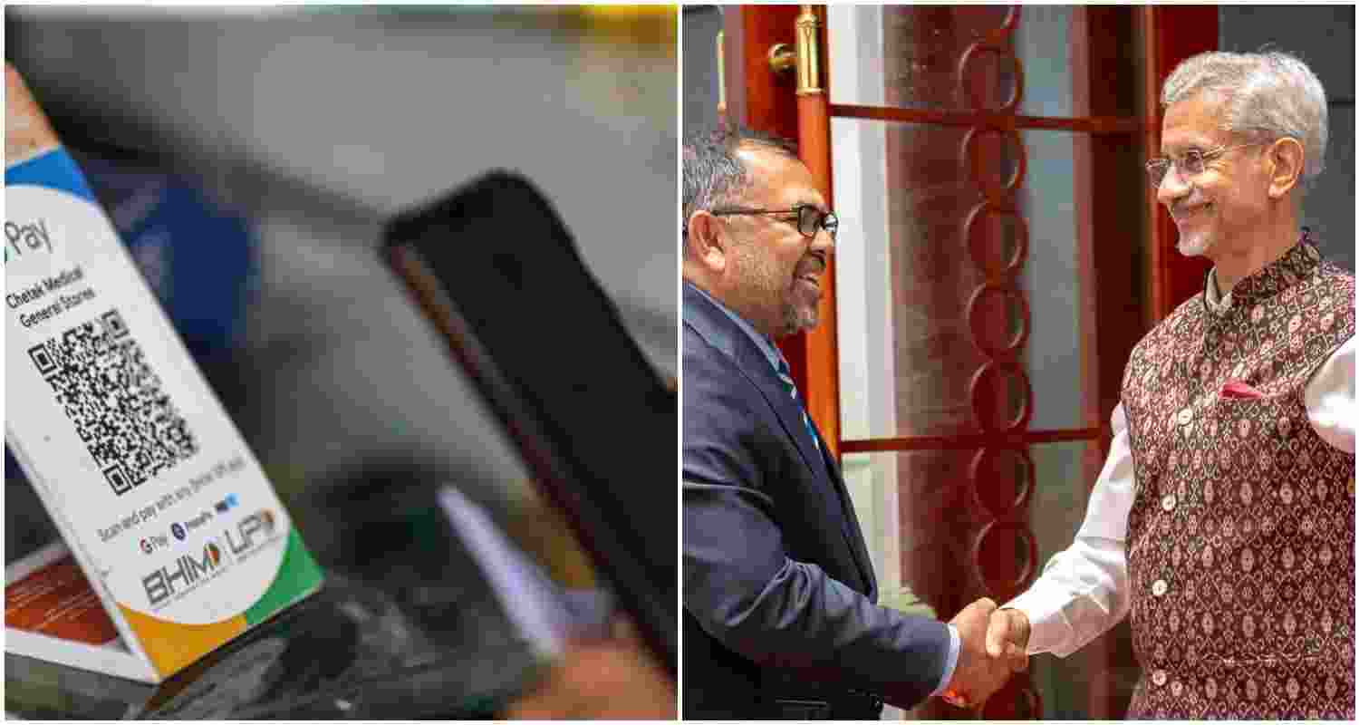 (R) EAM Jaishankar with Maldives Foreign Minister Moosa Zameer in Male.