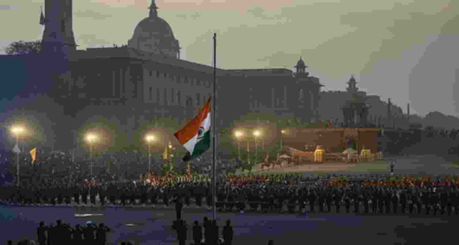 Six stanzas of Vande Mataram must before national anthem at govt events