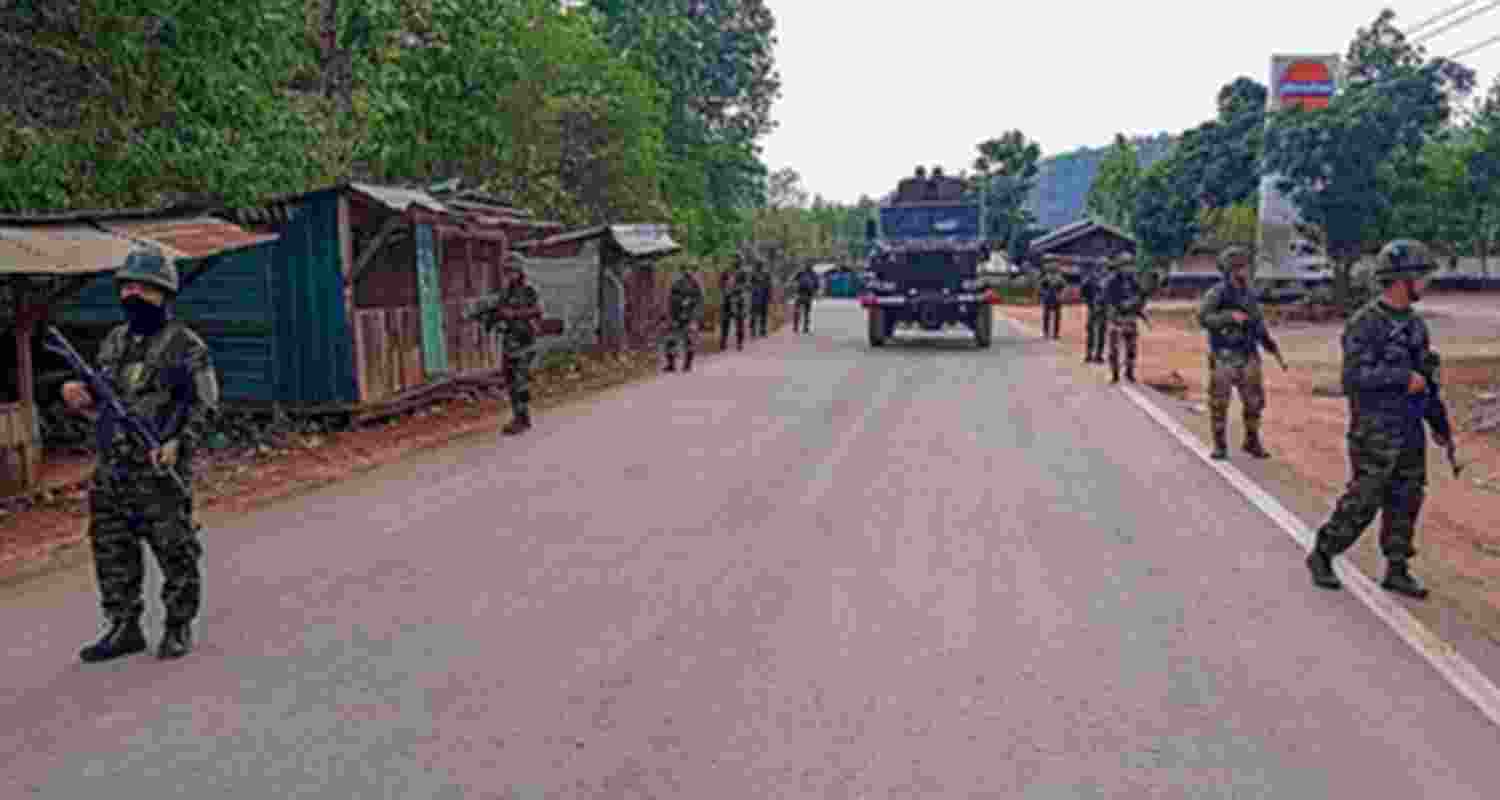 Manipur govt extends services of 10,500 VDF personnel for 1 year