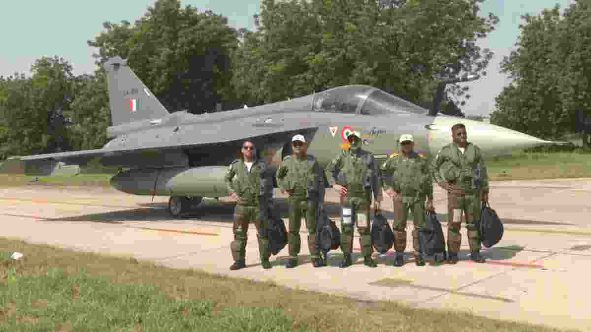 Vice Chiefs of all three forces to fly together in LCA Tejas