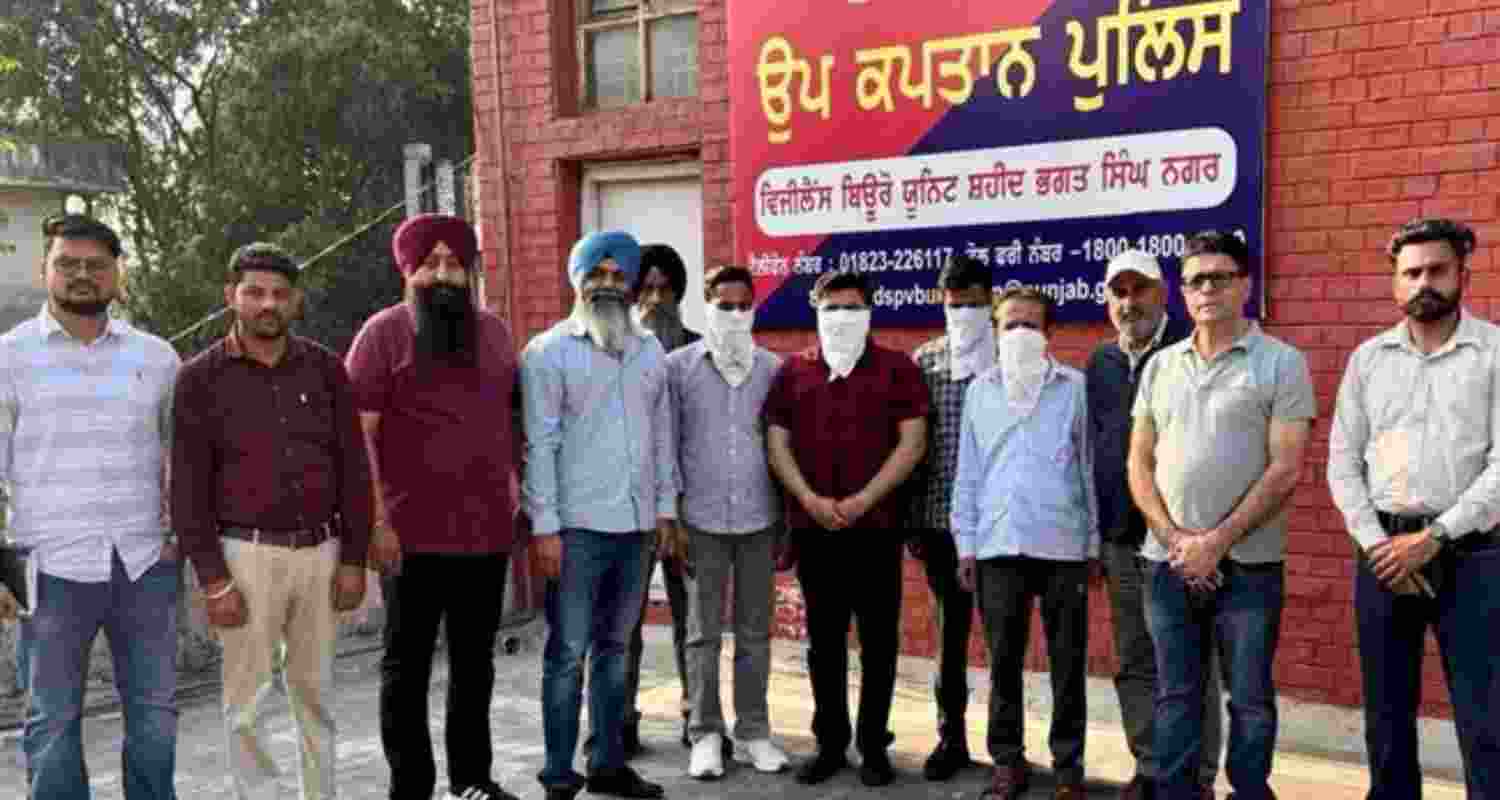 Punjab vigilance raids RTA offices, arrests 24 people