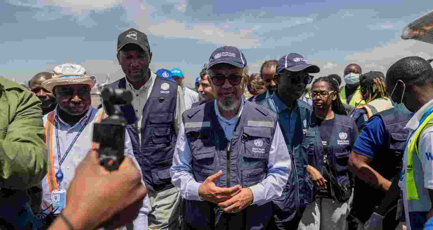 WHO hails five Ebola recoveries in Congo