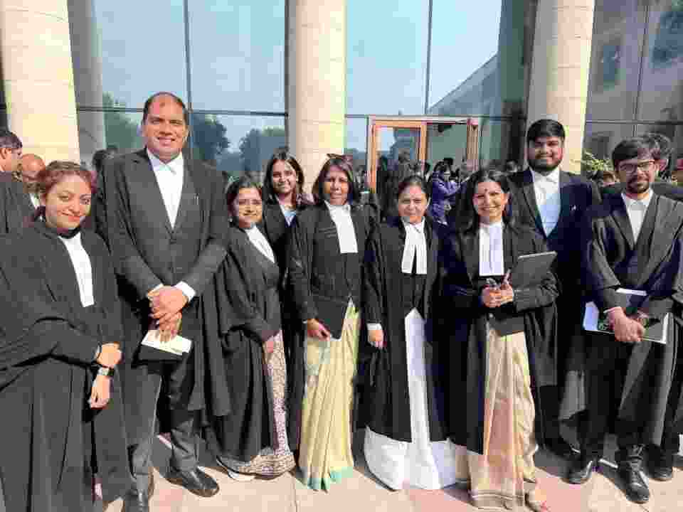 PIL in SC seeks 30% quota for women lawyers on officers posts