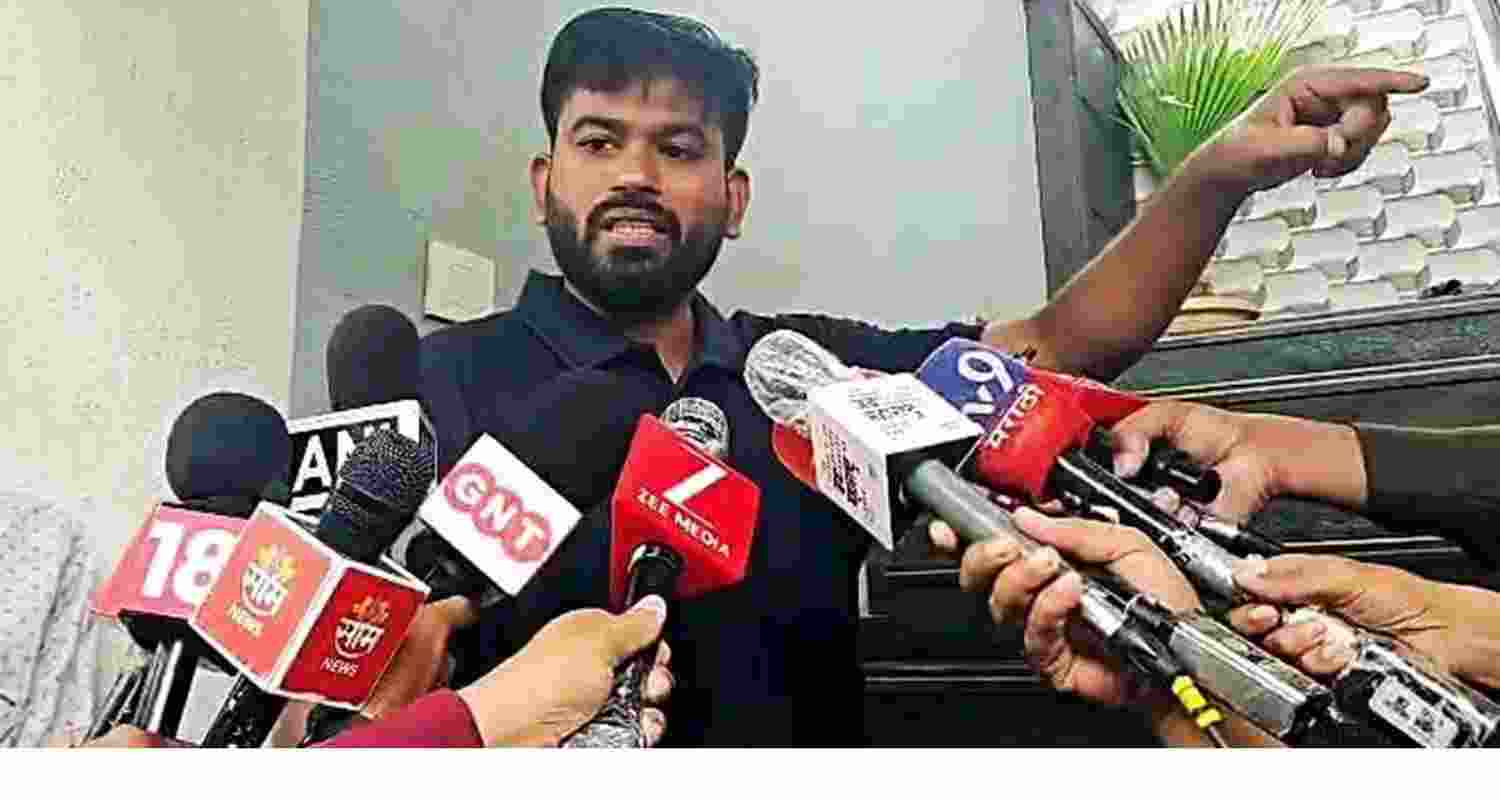  Cockroach Janta Party (CJP) founder Abhijeet Dipke  is currently conducting a “School Thik Karo” campaign to highlight the issues present in government schools in villages.