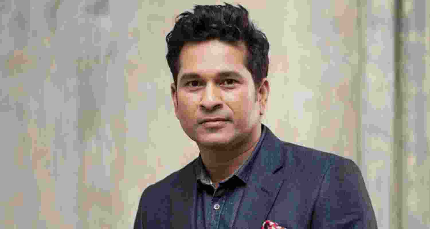 Legendary batsman Sachin Tendulkar lauded the team's performance, rating it a perfect 10.