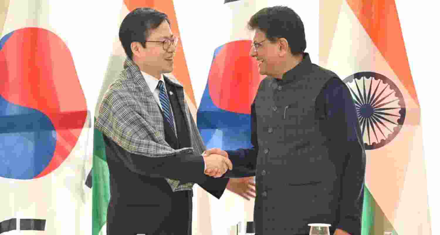 Union Commerce and Industry Minister Piyush Goyal with his South Korean counterpart Yeo Han-koo at the India-Korea Business Forum.