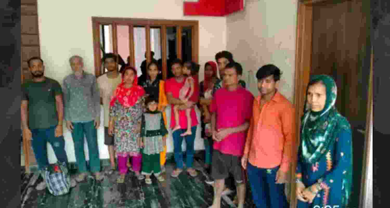 16 Bangladeshi nationals held in Panipat factory raid. 16 Bangladeshi nationals held in Panipat factory raid.