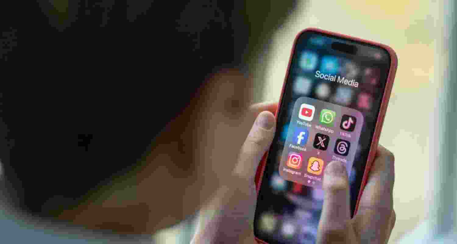 Why is Australia planning social media ban for kids under 16 Why is Australia planning social media ban for kids under 16