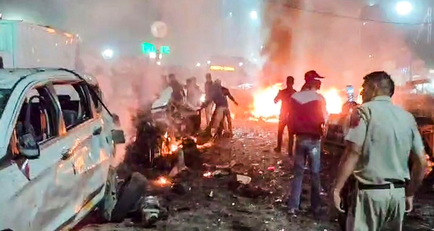 Eight dead as car explodes near Red Fort
