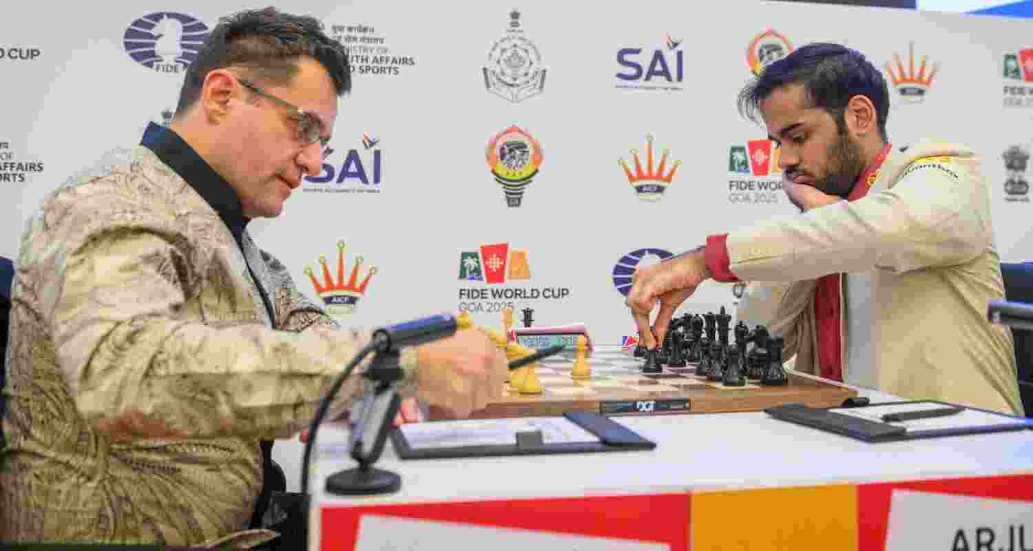 Levon Aronian and Arjun Erigaisi in action in Round 5 Game 2 of the FIDE World Cup in Panaji on Saturday. Levon Aronian and Arjun Erigaisi in action in Round 5 Game 2 of the FIDE World Cup in Panaji on Saturday.