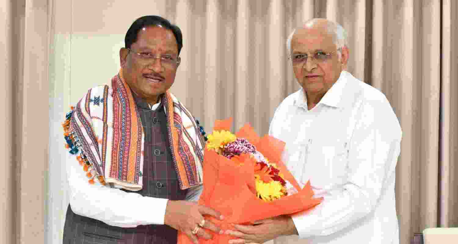 Chief Minister of Chhattisgarh Vishnu Deo Sai meets with his Gujarat counterpart Bhupendra Patel. Chief Minister of Chhattisgarh Vishnu Deo Sai meets with his Gujarat counterpart Bhupendra Patel.