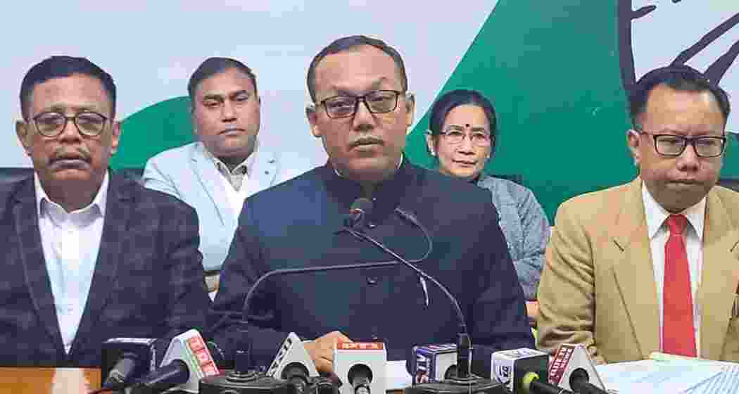 Congress leader Keisham Meghachandra (C) addresses reporters in Imphal, Manipur. (File photo: ANI) Congress leader Keisham Meghachandra (C) addresses reporters in Imphal, Manipur. (File photo: ANI)