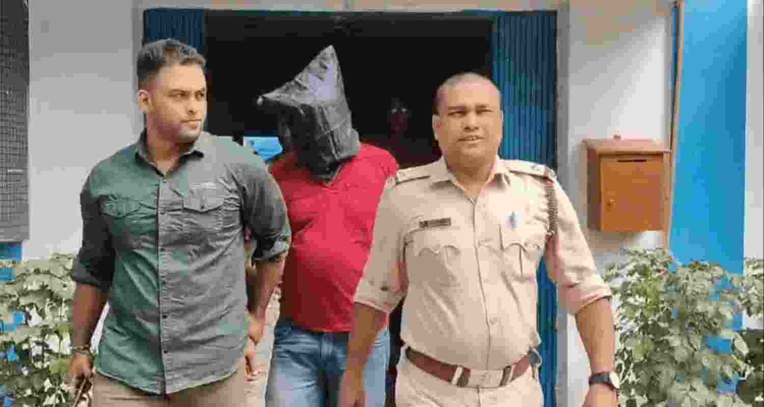 Debt-ridden man forced to sell wife's kidney in Bengal Debt-ridden man forced to sell wife's kidney in Bengal