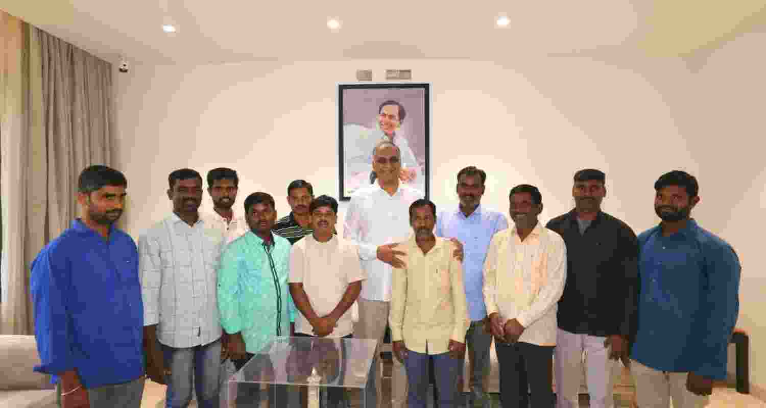 12 Telangana workers stranded in Jordan return home 12 Telangana workers stranded in Jordan return home