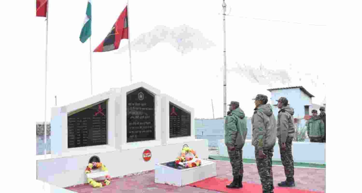 Indian Army pays tributes to fallen soldiers in Galwan clash. Indian Army pays tributes to fallen soldiers in Galwan clash.