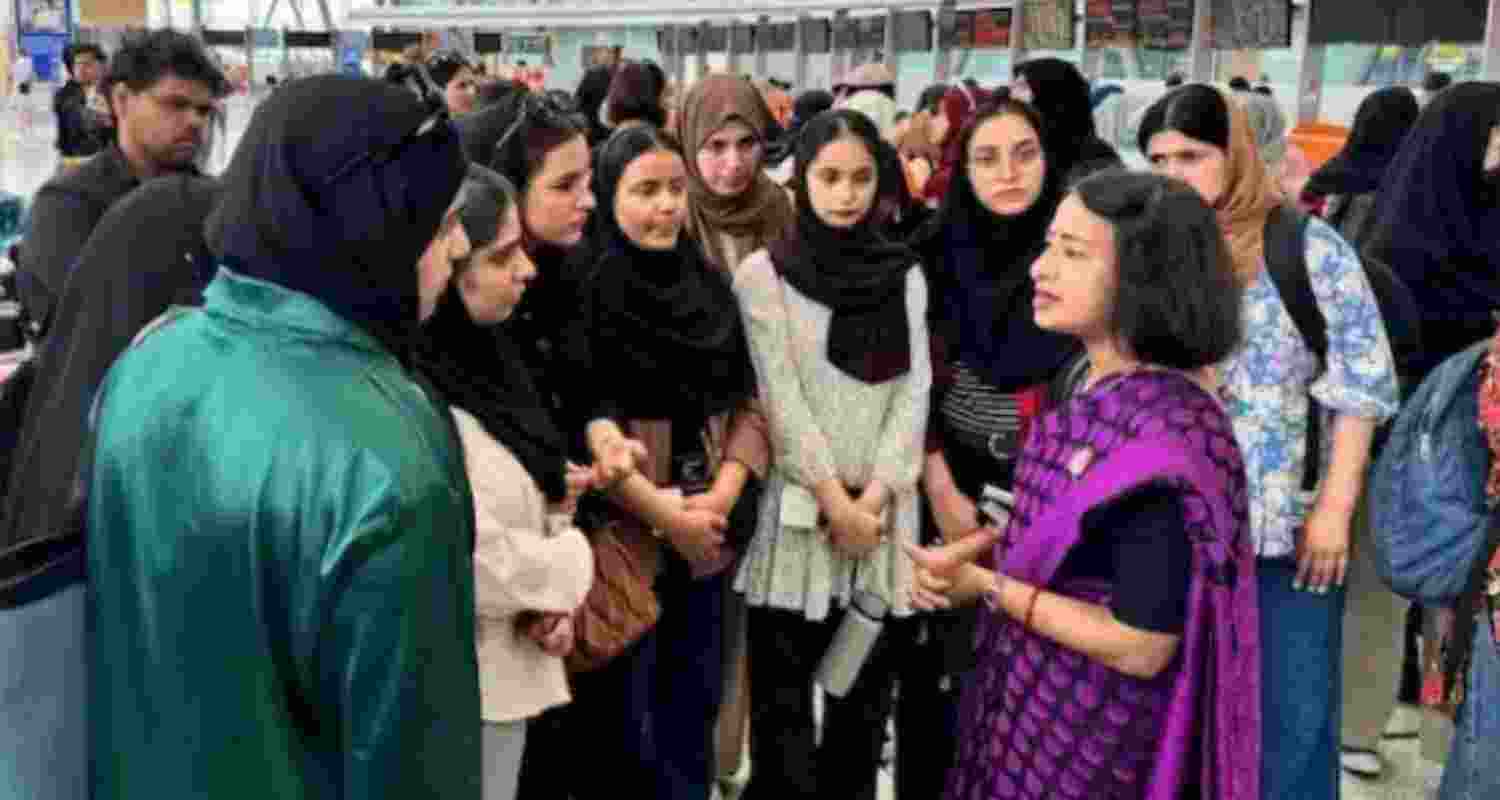 Over 60 J&K students return safely from Iran Over 60 J&K students return safely from Iran