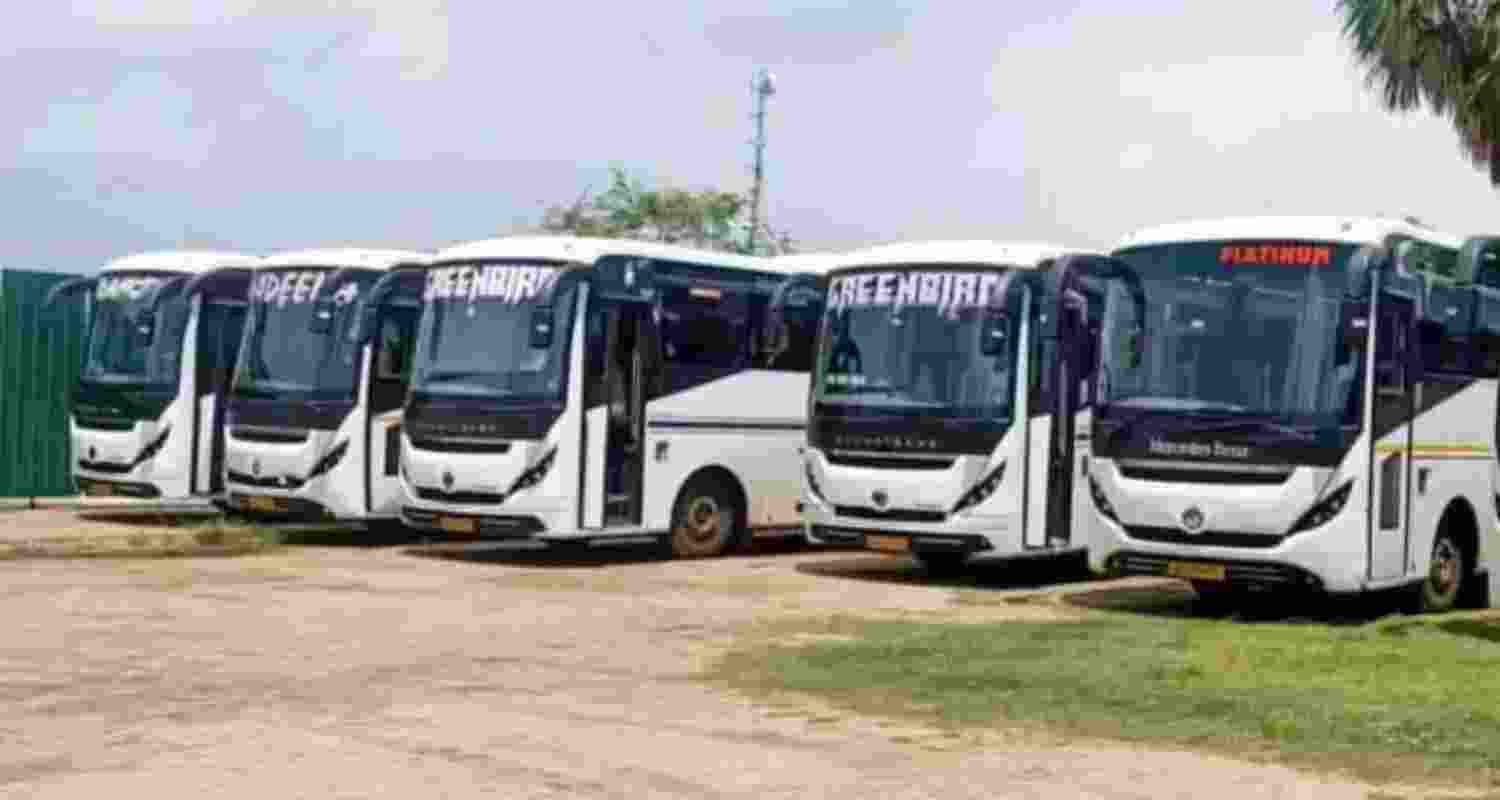 Kerala tourist buses suspend services to Karnataka, Tamil Nadu Kerala tourist buses suspend services to Karnataka, Tamil Nadu