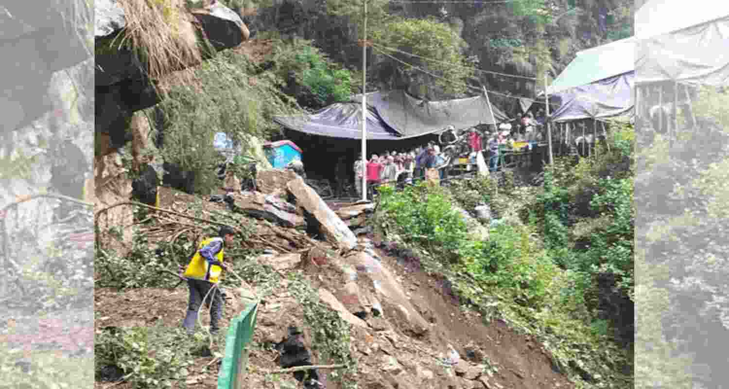Landslide hits Yamunotri trek route in Uttarkashi. Landslide hits Yamunotri trek route in Uttarkashi.