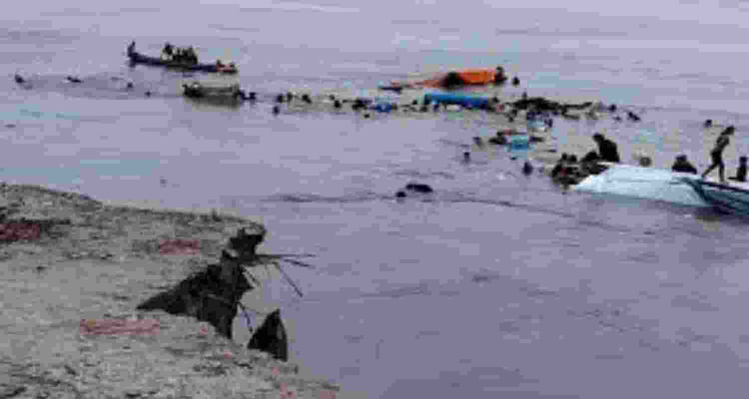 The incident occurred at the port of Iparia in the Amazonian region of Ucayali, according to a police report carried by state news agency Andina. The incident occurred at the port of Iparia in the Amazonian region of Ucayali, according to a police report carried by state news agency Andina.