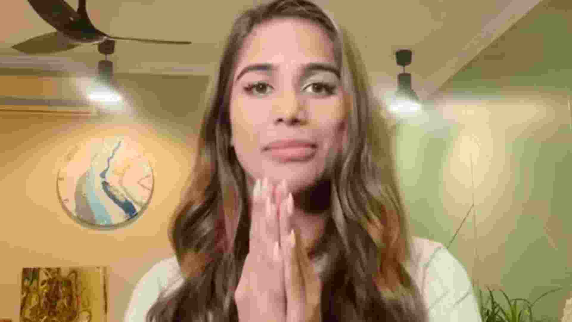 Delhi Ramlila committee drops Poonam Panday from 'Mandodari' role Delhi Ramlila committee drops Poonam Panday from 'Mandodari' role