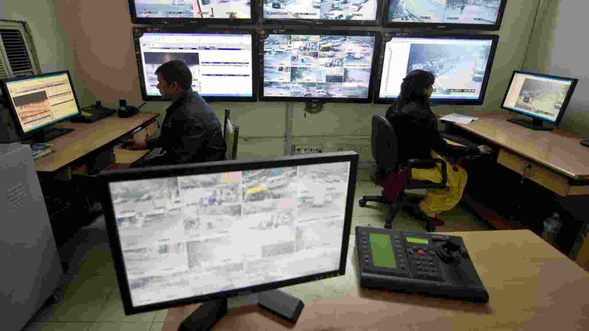 SC moots automated control rooms to detect 'CCTVs' in Police stns SC moots automated control rooms to detect 'CCTVs' in Police stns