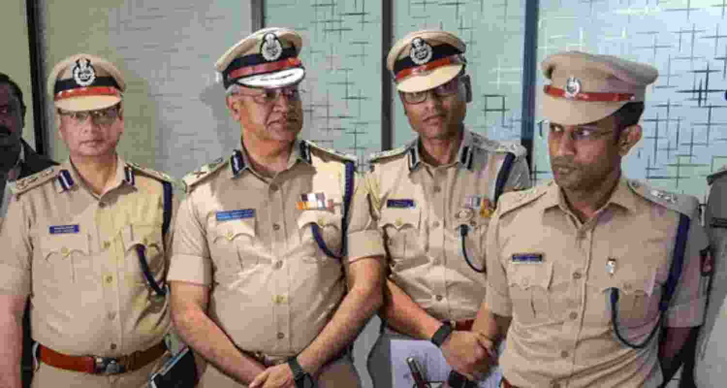 Pregnant Karnataka girl beaten to death by family over inter-caste marriage Pregnant Karnataka girl beaten to death by family over inter-caste marriage