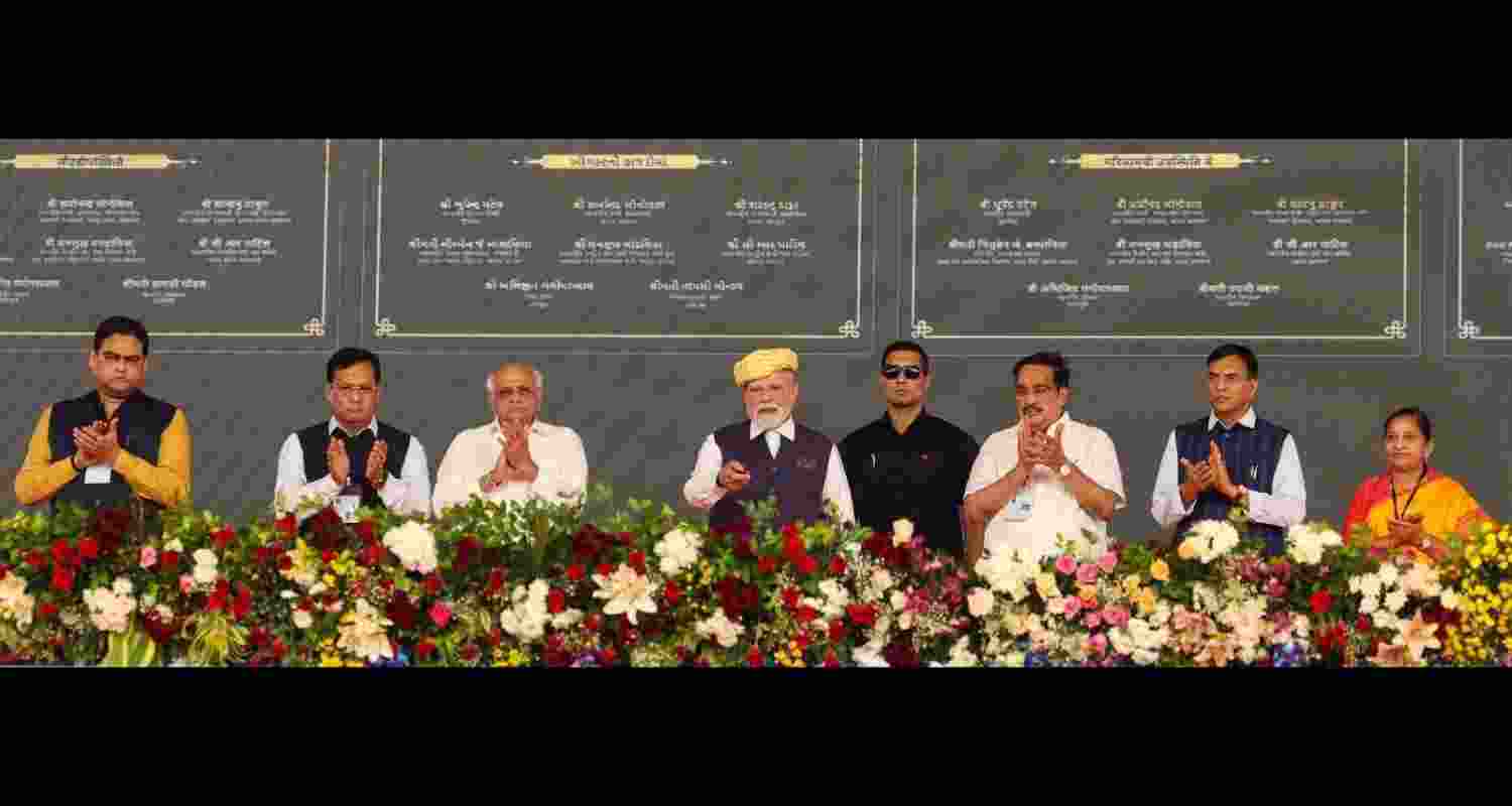 Prime Minister Narendra Modi lays stone for SJVN’s ₹866 crore solar project in Gujarat. Prime Minister Narendra Modi lays stone for SJVN’s ₹866 crore solar project in Gujarat.