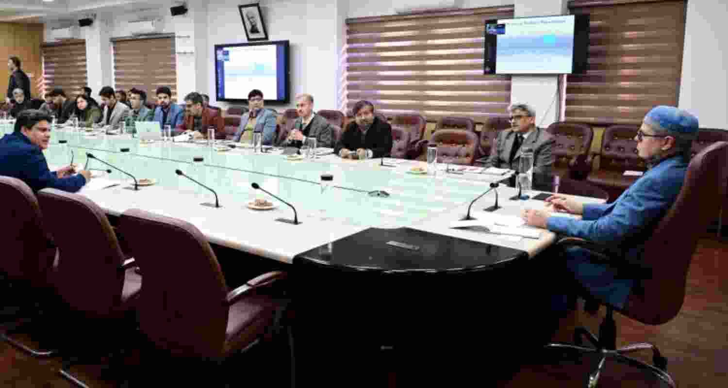 J&K CM bats for balanced regional development in pre budget meets J&K CM bats for balanced regional development in pre budget meets