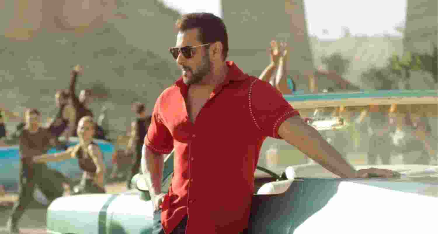 Firing at Salman's house. Firing at Salman's house.