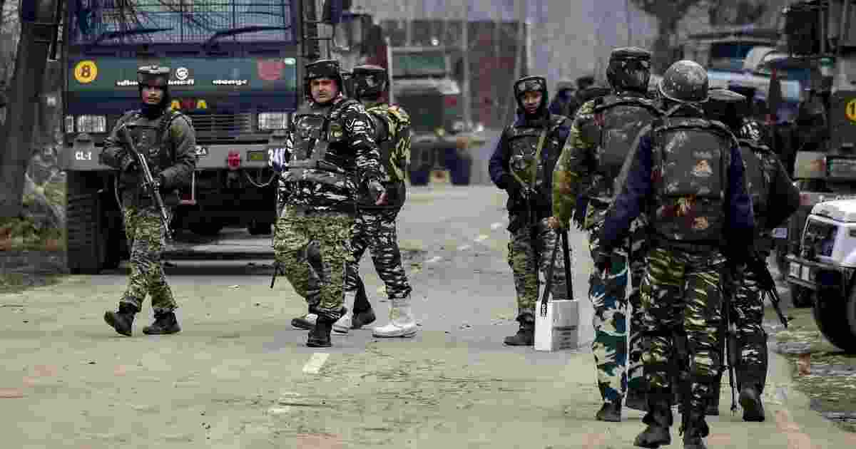 Major crackdown on terror OGWs in Kashmir, over 150 detained Major crackdown on terror OGWs in Kashmir, over 150 detained