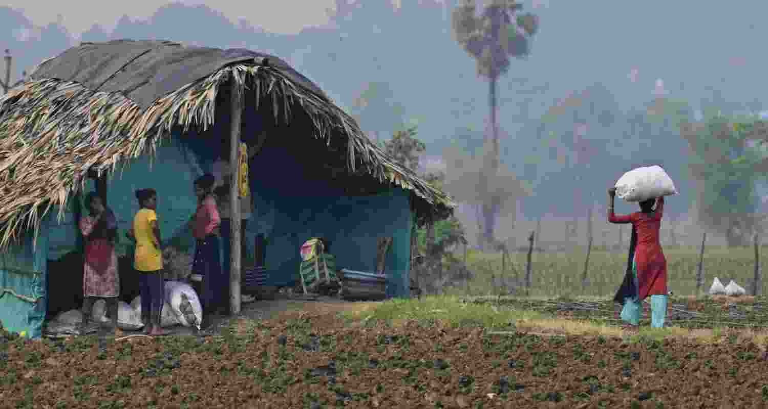 Rural arena to become key in Telangana poll battle Rural arena to become key in Telangana poll battle