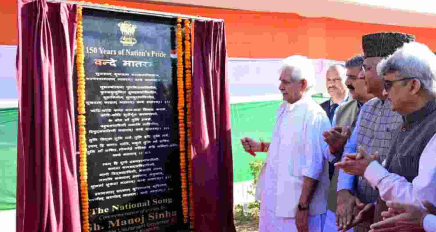 'Vande Matram': LG attends official function, BJP chooses Kashmir 'Vande Matram': LG attends official function, BJP chooses Kashmir